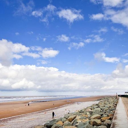 Golden Sands Holiday Park Kinmel Bay Exterior foto